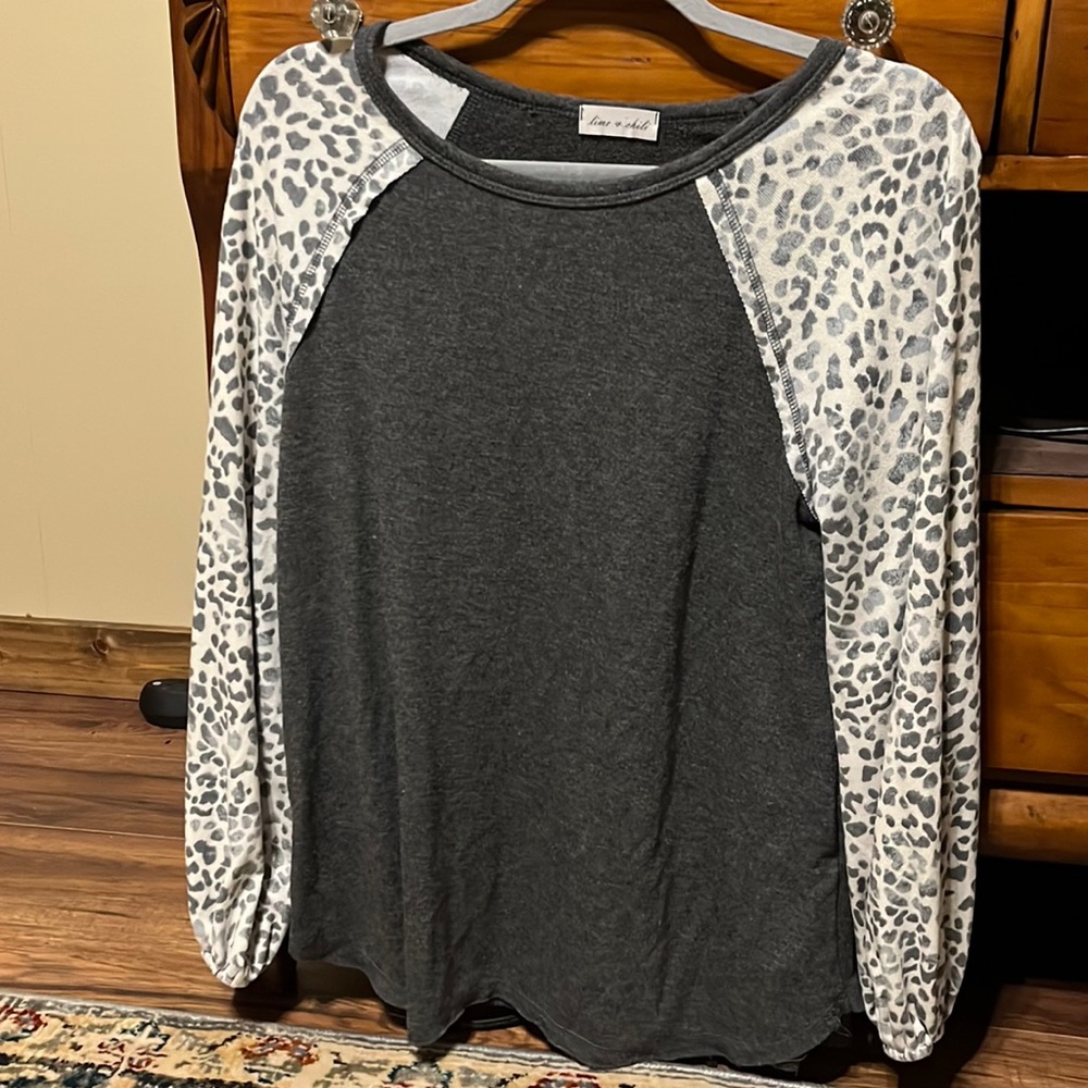 Boutique long sleeve blouse